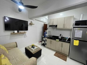 Perhehuoneisto, valtamerinäköala | Oleskelualue