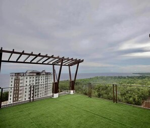 Appart'hôtel Familial, vue océan | Terrasse/Patio