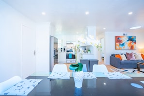 Interior - Spacious 4BR Home Prime Location Near Everything (San Jose)