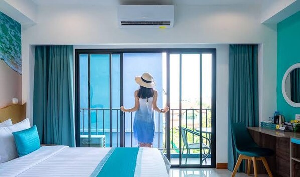 Superior Twin Room | In-room safe, desk, free WiFi