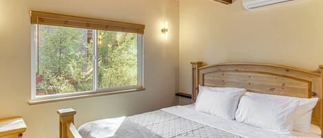 2 chambres, bureau, fer et planche à repasser, accès Internet