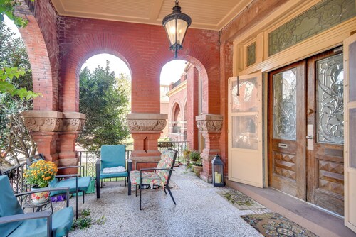 Steps to Elizabeth River & Dtwn! Portsmouth Condo