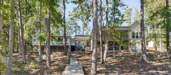 Clark's Hill Lake Retreat! Waterfront Home w/ Dock