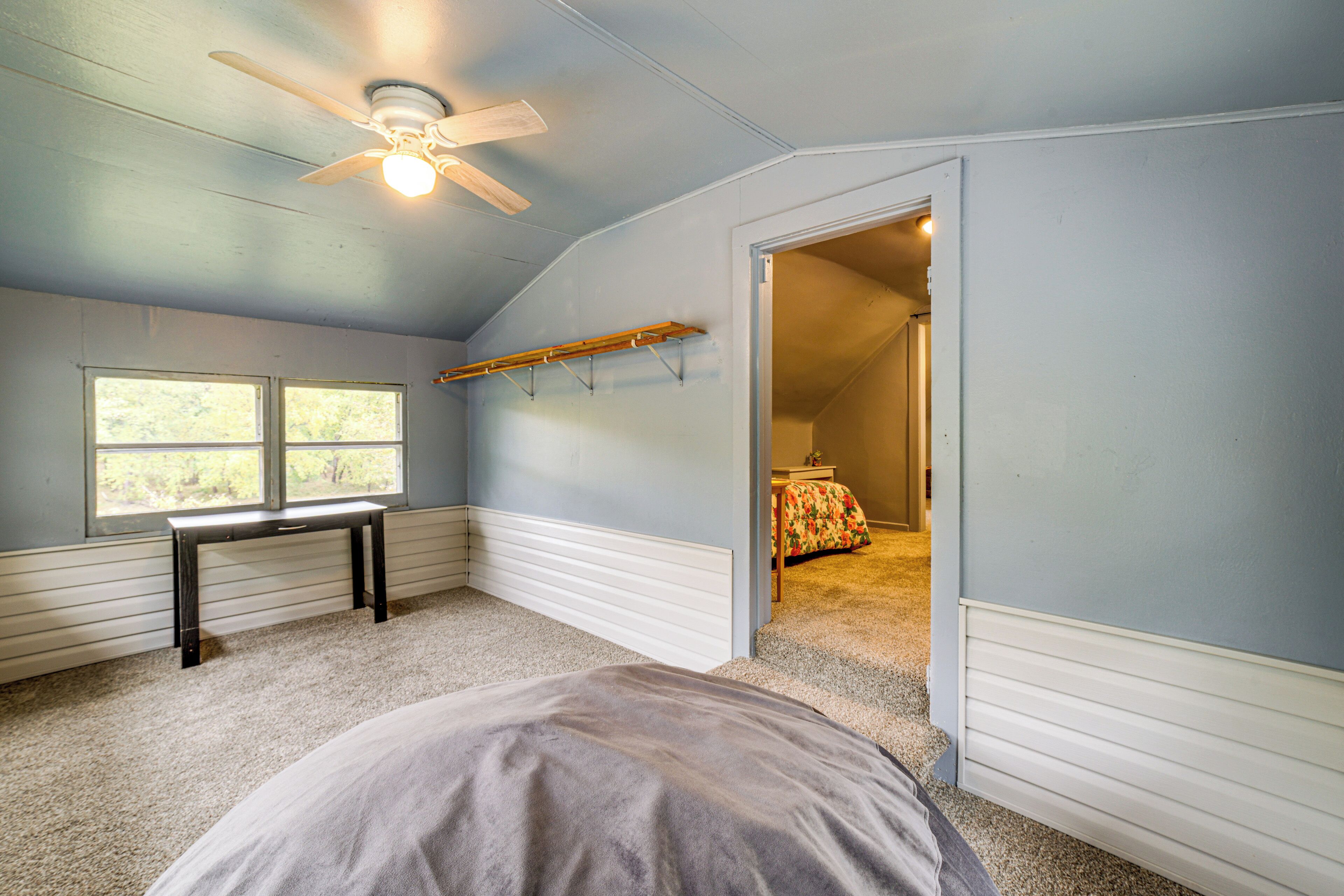 2 chambres, bureau, accès Internet, draps fournis