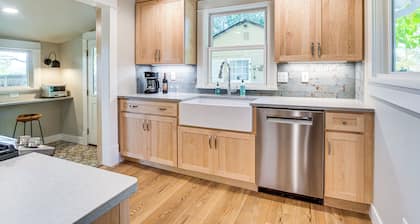 'Off the Rails' in Palisade: Wine Country Retreat!