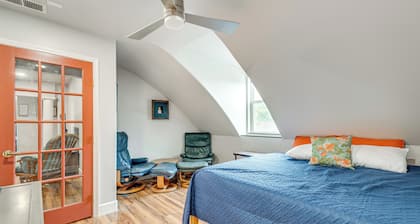 Easily Explore Fair Oaks Village! Unique Condo