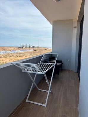 Property grounds - JoLi Beach House - Charming Third Floor T1 Center - with balcony (Santa Maria)