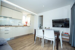 Dining - Charming Holiday Home near Zadar (Donje Raštane)