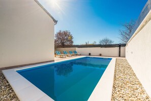 Pool - Family Retreat with Pool in Skabrnja (Škabrnja)