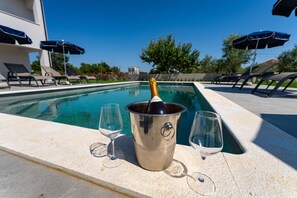 Pool - Villa with Pool and Sauna in Galovac (Galovac)