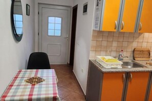Dining - One Bedroom Apartment (A4) (Fazana)