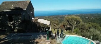 La Casetta Padrone Old stone winegrower's house with breathtaking views