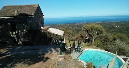 La Casetta Padrone Old stone winegrower's house with breathtaking views