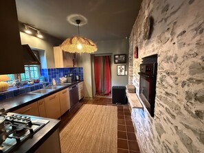 冰箱、烤箱、炉灶、洗碗机