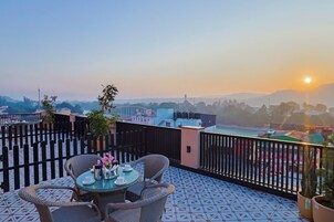 Luxury Studio Suite | Rooftop terrace