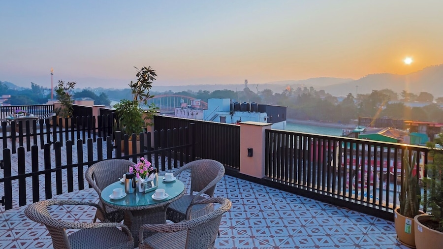 阿里纳吠陀庄园,步行2分钟到恒河