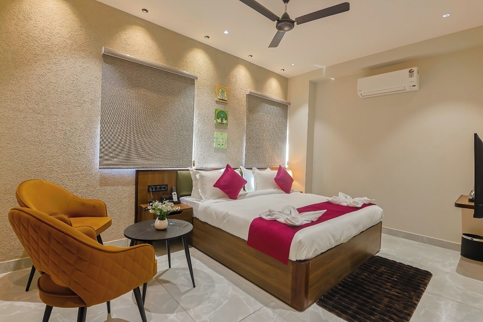 尊榮客房 | 書桌、筆電工作空間、隔音、熨斗/熨衣板