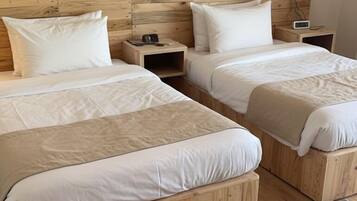 Desk, laptop workspace, free WiFi