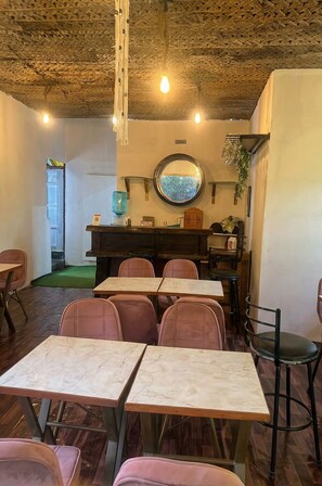 Restaurant - The Azure Resort (Canacona)