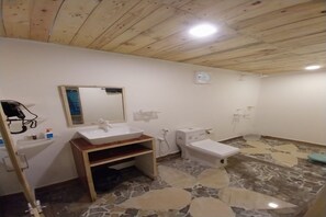 Deluxe Room | Bathroom | Free toiletries, towels, soap, shampoo - The Azure Resort (Canacona)