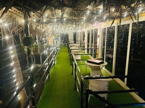 مطعم