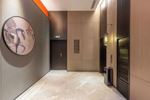 Lift - ECHENG Hotel  (Luoyang)