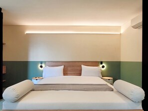 1 dormitori, planxa i posts de planxar, wifi i roba de llit 