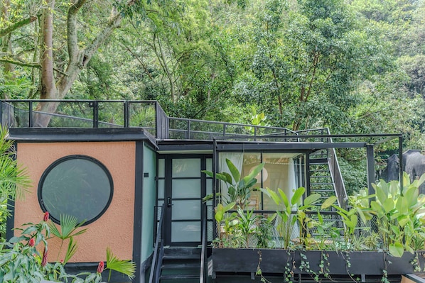 Exterior - w* | Lovely 2BR w/Great View & Jacuzzi in Poblado (Medellín)