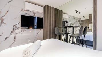 1 bedroom, iron/ironing board, WiFi, bed sheets