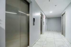 Interior - w* | Dreamy Loft w/ Stunning Cinta Costera Views (Panamá)