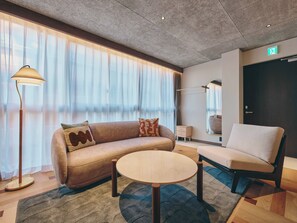 Blackout curtains, iron/ironing board, free WiFi, bed sheets - illi Nuto Shinjuku (Tokyo)