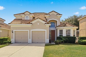 Exterior - Disney Escape – 5-Bed Villa with Pool (Kissimmee)