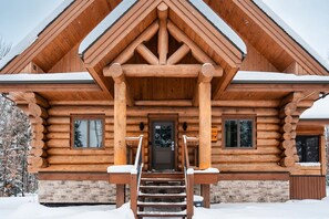 Exterior - Rustic Chalet & Serenity in Mont Blanc (Mont-Blanc)