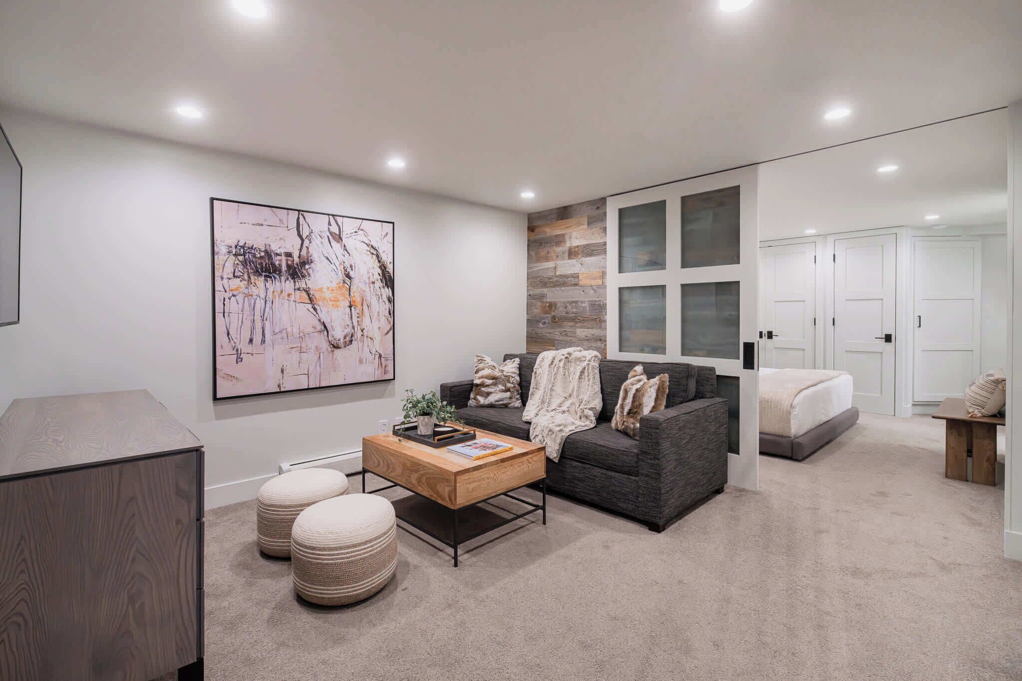 TV, fireplace, stereo, offices