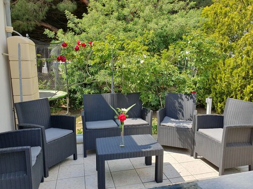 Villa 6 pers 800m des plages, calme, grand jardin