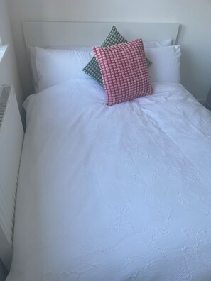 Fer et planche à repasser, Wi-Fi, draps fournis