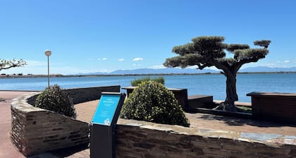 12 mm from the Christmas Village, close to the beaches, cosy Cap CoudalĂšre,