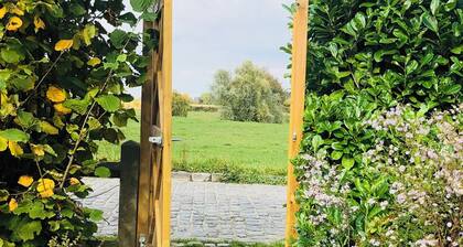 Charming house in Céroux-Mousty