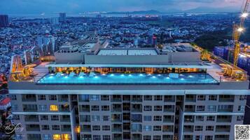 ด้านหน้าที่พัก