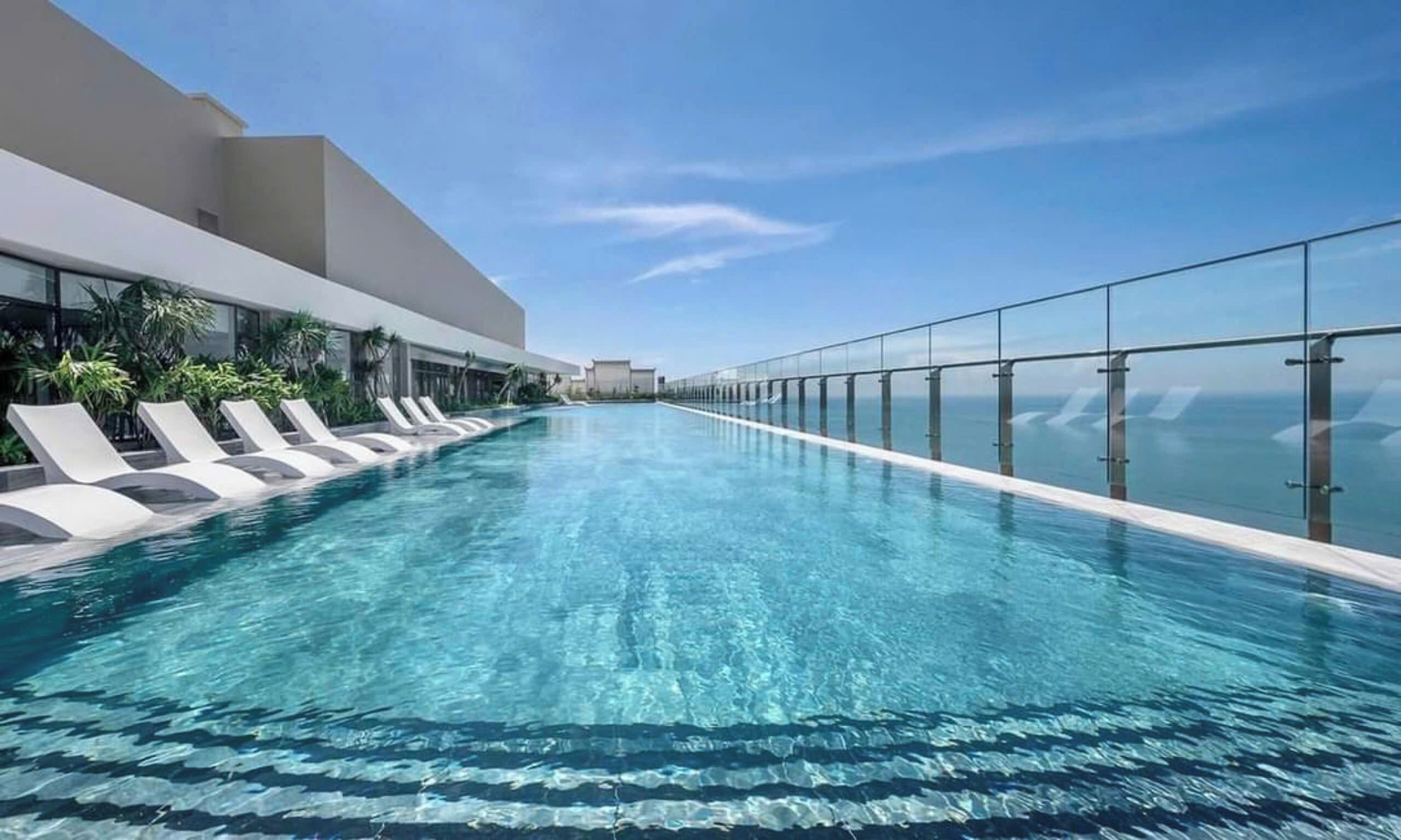 Kolam renang terbuka 