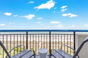 Property grounds - Villa Zafiro by Casanita - Oceanfront Suite (Myrtle Beach)