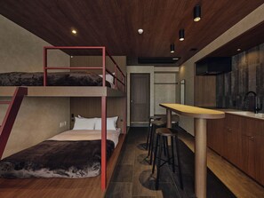 Superior Studio Suite | Desk, laptop workspace, iron/ironing board, free WiFi - illi Haku Asakusa (Tokyo)