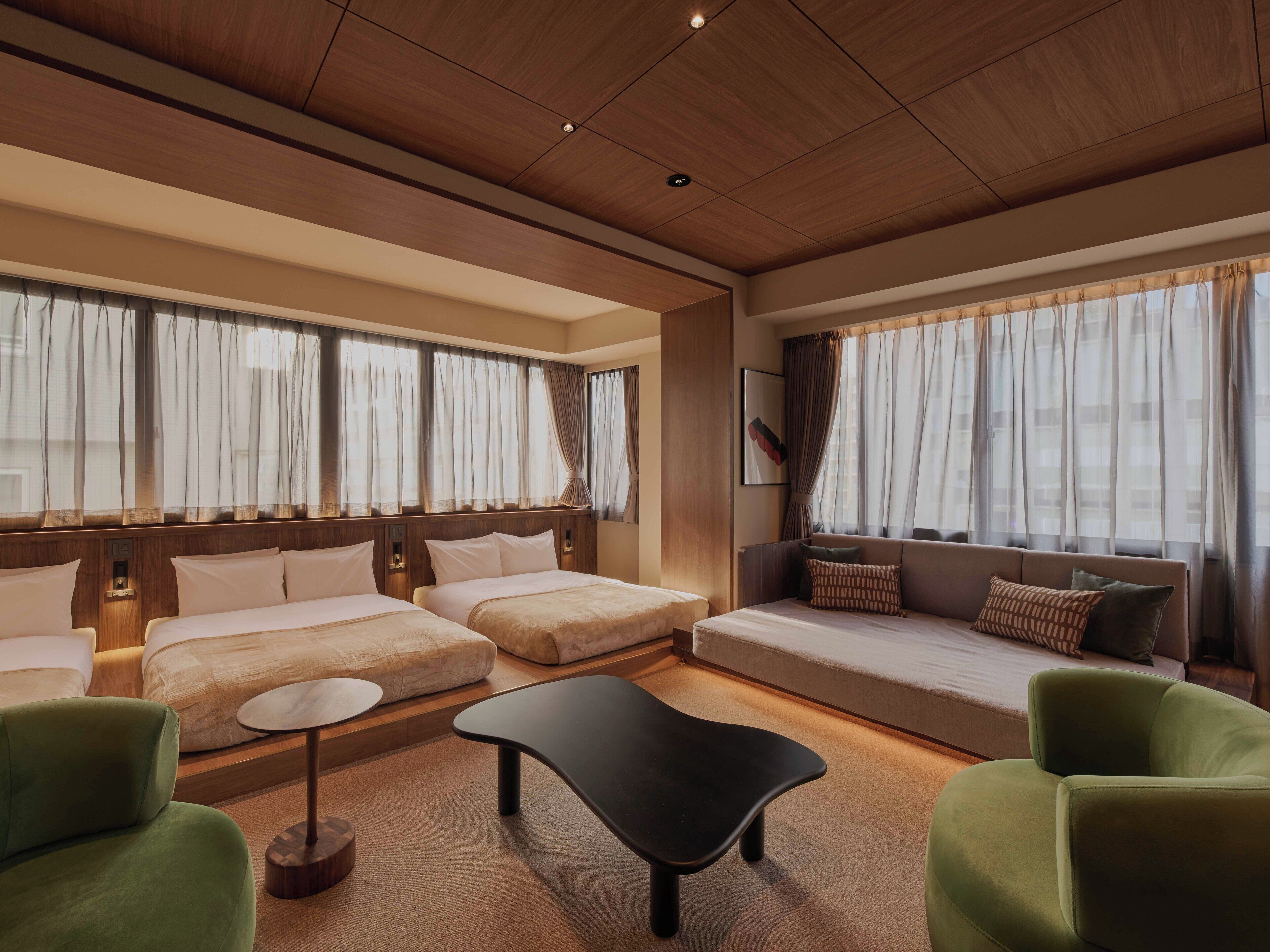 Superior Suite | Living area