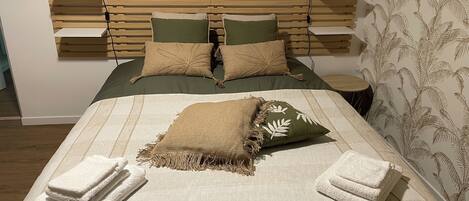 3 室のベッドルーム、WiFi、ベッドシーツ