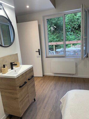3 Schlafzimmer, WLAN, Bettwäsche