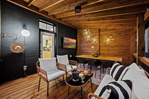 TV, offices - Gatsby Luxe Mansion w/ Game Lounge, Hot Tub, Yard! (Louisville)