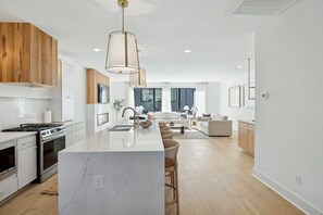 Interior - NEW! Modern Nash Stay w/ Rooftop Views & Hot Tub! (Nashville)