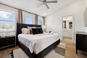 4 Schlafzimmer, Schreibtisch, Bügeleisen/Bügelbrett, WLAN