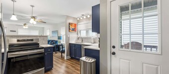 Spacious family-friendly home w/ exclusive arcade!
