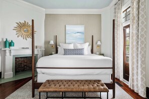 2 bedrooms, iron/ironing board, WiFi, bed sheets - Historic 2bd Suite w. Huge Porch + Parking! (Charleston)
